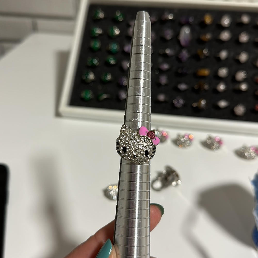 Adjustable hello kitty - Picture 5 of 5